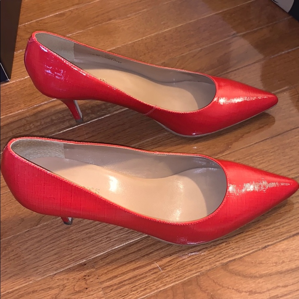 Talbots Heels - Picture 3 of 6